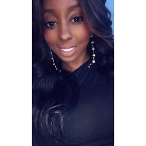 Meet your Posher, Staci